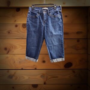 Preloved Size 4 Levis Blue Denim Women's Cropped pants